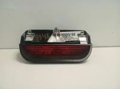 Second-hand car spare part central brake light for dacia duster laureate 4x4 oem iam references 265900027r