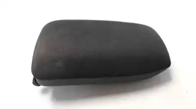 Pezzo di ricambio per auto di seconda mano bracciolo centrale per toyota auris active riferimenti oem iam   