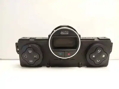 Peça sobressalente para automóvel em segunda mão comando de sofagem (chauffage / ar condicionado) por renault clio iii confort dynamique referências oem iam 8200296683