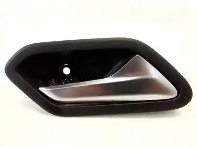 Tweedehands auto-onderdeel BINNEN VOOR RECHTS HANDVAT voor DACIA DUSTER II  OEM IAM-referenties 826723850R  