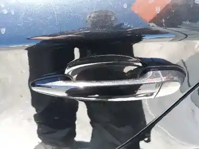 Peça sobressalente para automóvel em segunda mão puxador exterior traseiro esquerdo por bmw serie 1 berlina (e81/e87) 120d referências oem iam 