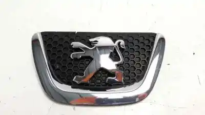 Автозапчасти б/у передняя решетка за peugeot bipper básico ссылки oem iam 9653466777  