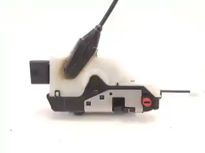 Peça sobressalente para automóvel em segunda mão fechadura da porta traseira direita por peugeot 208 style referências oem iam 9812501180