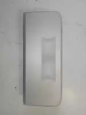 Peça sobressalente para automóvel em segunda mão luz interior por bmw serie 1 berlina (e81/e87) 120d referências oem iam 695125201