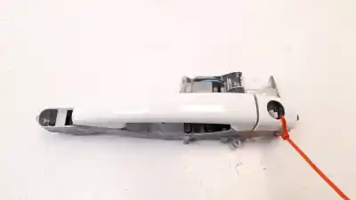 Peça sobressalente para automóvel em segunda mão puxador exterior dianteiro esquerdo por peugeot 208 1 1.6 blue hdi 100ch manual referências oem iam 9101gf