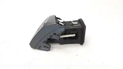 Автозапчастина б/у аераційна решіта для kia xceed 1.0 tgdi cat посилання на oem iam 97490j7000  