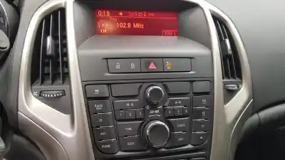 Автозапчастина б/у аудіо система / радіо cd для opel astra j (p10) 1.7 cdti (68) посилання на oem iam 20983513  13337218