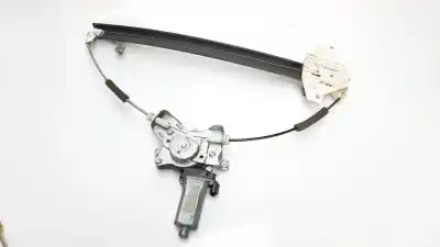Pièce détachée automobile d'occasion LÉVE GLACE AVANT DROIT pour SSANGYONG RODIUS  Références OEM IAM 7234021001  