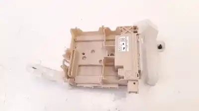 Pezzo di ricambio per auto di seconda mano SCATOLA RELÈ/FUSIBILI per TOYOTA AYGO  Riferimenti OEM IAM 827300H030A  5J301324