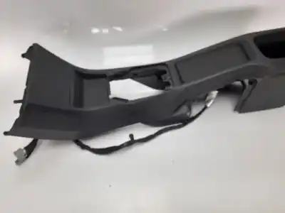 Peça sobressalente para automóvel em segunda mão moldagem por volvo v40 kinetic referências oem iam 01302307 01302307 3218535y5tc