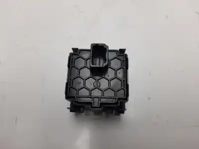 Pezzo di ricambio per auto di seconda mano interruttore per renault clio iv technofeel riferimenti oem iam 251900567r  