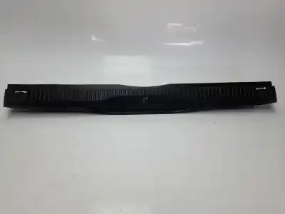 Second-hand car spare part tailgate trim for citroen c4 picasso 2.0 16v cat (rfj / ew10a) oem iam references 96778260zd  