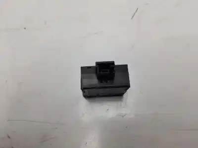 Second-hand car spare part switch for citroen c4 picasso 2.0 16v cat (rfj / ew10a) oem iam references 9801662777  
