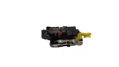 Автозапчасти б/у замок задней правой двери за dacia duster laureate 4x2 ссылки oem iam 825029139r  