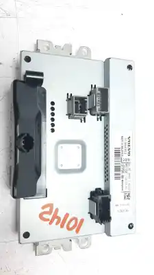 Second-hand car spare part multifunction display for volvo v40 momentum oem iam references 31384953  7609502043