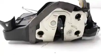 Peça sobressalente para automóvel em segunda mão fechadura da porta dianteira direita por toyota yaris active referências oem iam u3111130