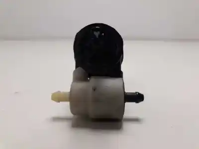 Second-hand car spare part washer pump for opel corsa e selective oem iam references 13250357  3240117