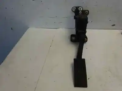 Second-hand car spare part accelerator pedal for nissan navara pick-up (d40m) doble cab se 4x4 oem iam references 18002eb400