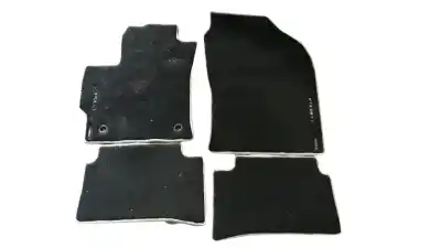 Second-hand car spare part floor mat set for toyota corolla (e21) sedan 1.8 16v hybrid oem iam references 58510yyv00