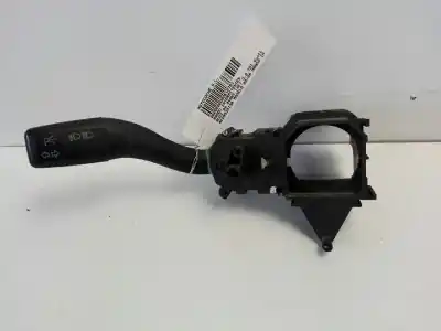 Pezzo di ricambio per auto di seconda mano  per AUDI A4 AVANT (8E)  Riferimenti OEM IAM 4E0953513A  