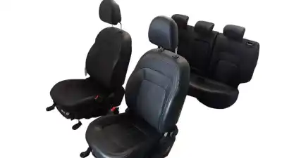 Pièce détachée automobile d'occasion Jeu De Siège Intérieur Complet pour KIA SPORTAGE Emotion 4x4 Références OEM IAM 881013U040EAR  