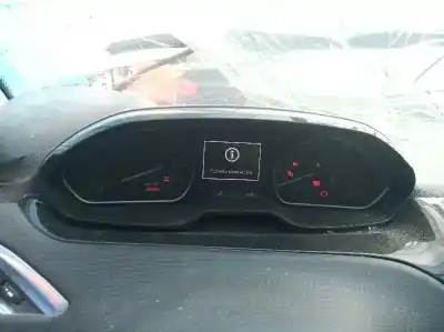 Peça sobressalente para automóvel em segunda mão quadrante por peugeot 208 allure referências oem iam 9814039880  9814696380