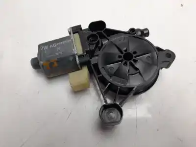 Pezzo di ricambio per auto di seconda mano Motore Alzacristalli Posteriore Sinistro per AUDI A4 AVANT (8W5) 3.0 V6 24V TDI 272 CV / 200 KW Riferimenti OEM IAM 8W0959811  