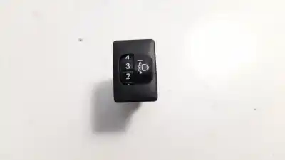 Peça sobressalente para automóvel em segunda mão Comutador De Luzes por TOYOTA YARIS HSD Active Referências OEM IAM 8415202080  