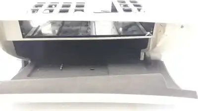 Автозапчасти б/у бардачок за audi a8 (4e2) 3.0 v6 24v tdi ссылки oem iam 4e1858134d24a  