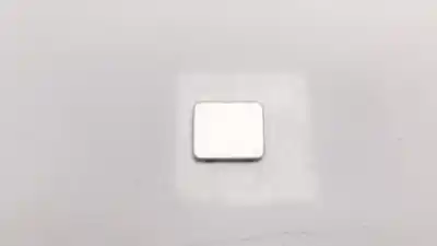 Pièce détachée automobile d'occasion enjoliveur avant pour subaru outback (b15) 2.5 cat 175 cv / 129 kw références oem iam 57731a390