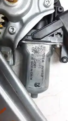 Автозапчастина б/у регулятор скла заднього правого для toyota auris hybrid active посилання на oem iam 8570202020  