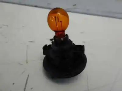 Peça sobressalente para automóvel em segunda mão Lâmpadas por BMW X5 (E70) xDrive30d Referências OEM IAM PY24W  L021EG