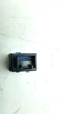 Second-hand car spare part switch for toyota auris hybrid active oem iam references 15d160  