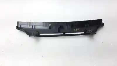 Pezzo di ricambio per auto di seconda mano modanatura per iveco daily combi 2.3 diesel riferimenti oem iam 5801586544  