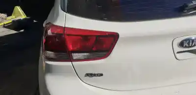 Second-hand car spare part interior left tailgate light for kia rio (yb) 1.2 cat oem iam references 92403h8010  