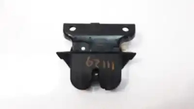 Second-hand car spare part trunk lock for audi a4 avant (b5) 1.9 tdi quattro oem iam references 8d9827520a Second-hand car spare part trunk lock for audi a4 avant (b5) 1.9 tdi quattro oem iam references 8d9827520a