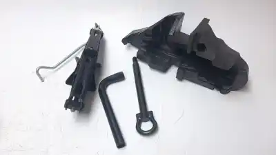Pièce détachée automobile d'occasion cric hydraulique pour renault megane iii berlina 5 p 1.5 dci diesel fap références oem iam 995500002r  