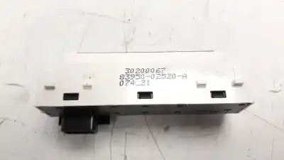 Peça sobressalente para automóvel em segunda mão display gps / multimídia por toyota corolla (e21) sedan 1.8 16v hybrid referências oem iam 8395002520  