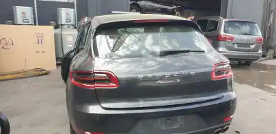 Автозапчасти б/у задняя дверь за porsche macan (typ ) s ссылки oem iam 95b827025kygrv