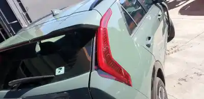 Автозапчасти б/у правый задний фонарь за kia niro i (de) 1.6 gdi hybrid ссылки oem iam 92402at000  