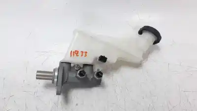 Tweedehands auto-onderdeel rempomp voor kia rio (yb) 1.2 cat oem iam-referenties 585101w200