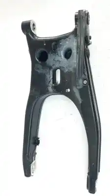 Peça sobressalente para automóvel em segunda mão charrió / suporte de eixo de trás por bmw f 900 gs adventure 895 cm3 referências oem iam 33358389080