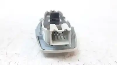 Pezzo di ricambio per auto di seconda mano luce interna per ford focus lim. (cb8) 1.6 tdci cat riferimenti oem iam bm5113776ea  