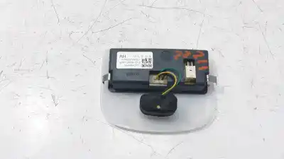 Автозапчасти б/у внутренний свет за mahindra kuv 100 2wd nxt 83 cv / 61 kw ссылки oem iam 1702baa00541n  