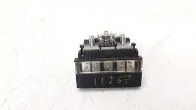 Second-hand car spare part fuse box unit for suzuki vitara (ly) 1.6 ddis (apk 416d) oem iam references   