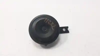 İkinci el araba yedek parçası Boynuz için MAHINDRA KUV 100 2WD NXT 83 CV / 61 KW OEM IAM referansları 1306AU300021N  