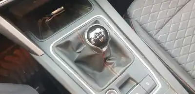 Peça sobressalente para automóvel em segunda mão botão da alavanca de velocidades por seat leon (kl1) 1.5 16v etsi act 150 cv / 110 kw referências oem iam 5fb711113c