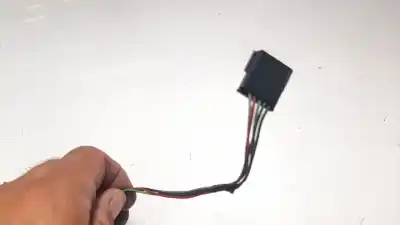 Peça sobressalente para automóvel em segunda mão espelho retrovisor direito por bmw serie 3 berlina (e46) 2.0 16v diesel cat referências oem iam 51168245128 bm0187333 1050508015