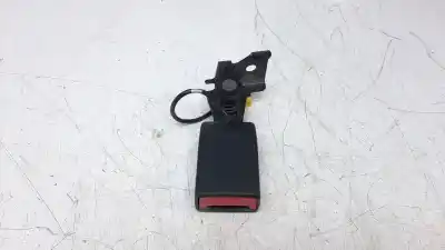 Peça sobressalente para automóvel em segunda mão CINTO DE SEGURANÇA TRASEIRO ESQUERDO por MERCEDES-BENZ CLASE CLA (W117)  Referências OEM IAM A1768600369  