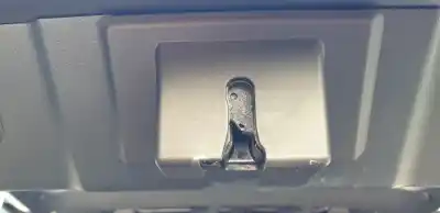 Автозапчастина б/у замок багажника / ворот для lexus nx 2.5 16v cat (híbrido) 155 cv / 114 kw посилання на oem iam 6935048090